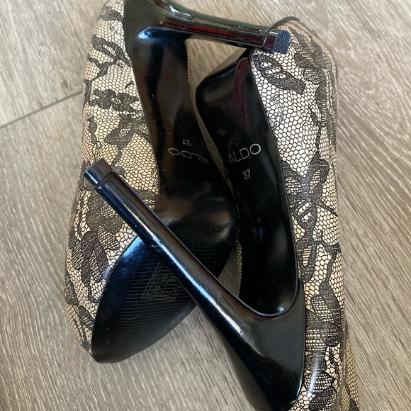 ALDO Beige Black Faux Lace Print Pumps - Picture 7 of 9